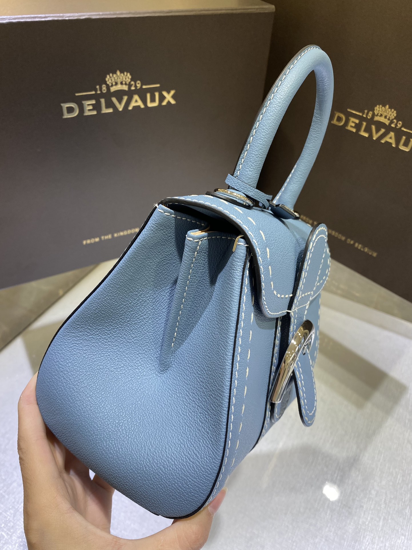 델보 브리앙 박스백 미니